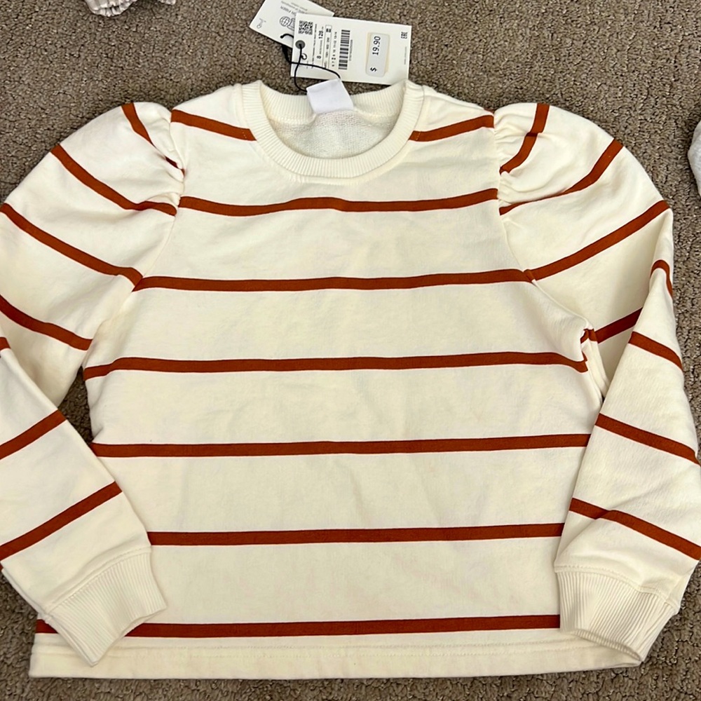 NWT zara puff sleeve sweats shirt 8